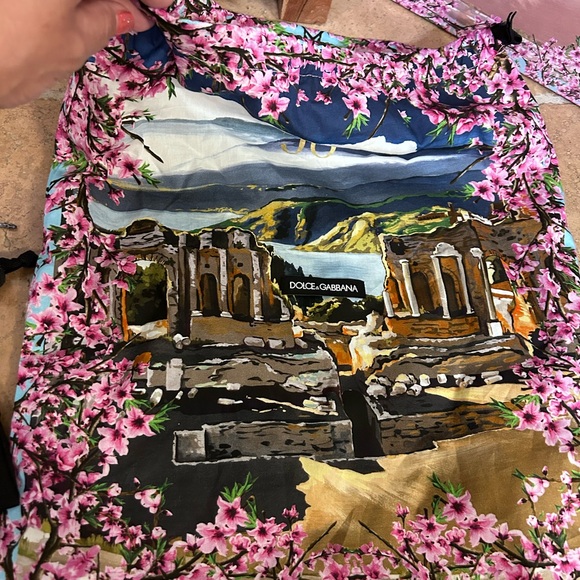 DOLCE & GABBANA Calfskin Small Sicily 58 Bag in plum color - Picture 16 of 16